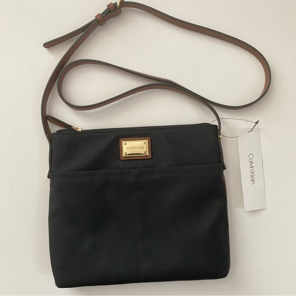 Calvin Klein Handbags - Calvin Klein Crossbody Bag
